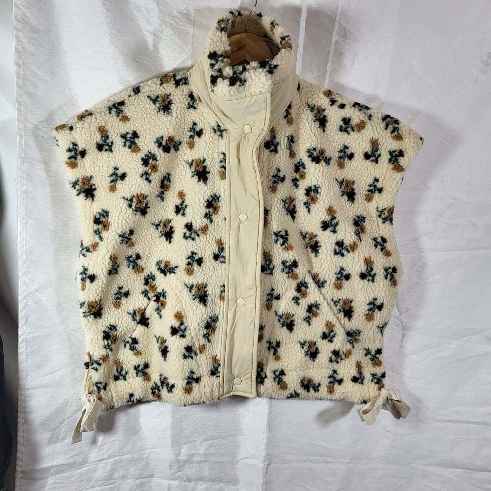 Cottagecore skislope So Me Floral Print Sherpa Fleece Puffer Vest, size S